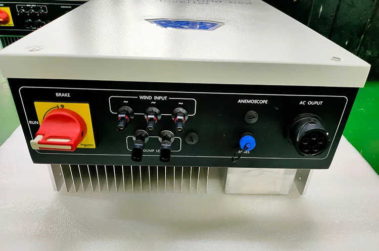 CE 3KW Трехфазный управляющий ветром и инвертор с функцией MPPT
